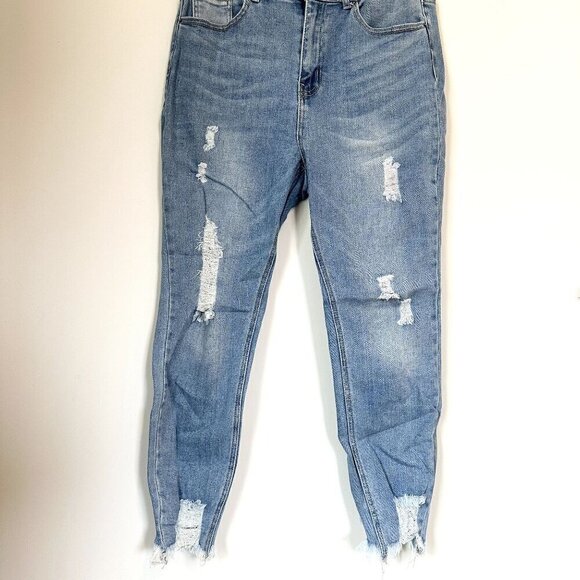 Wax Jean Distressed Ripped Light Wash Skinny Jean - Size 11 / 30 - Picture 5 of 8